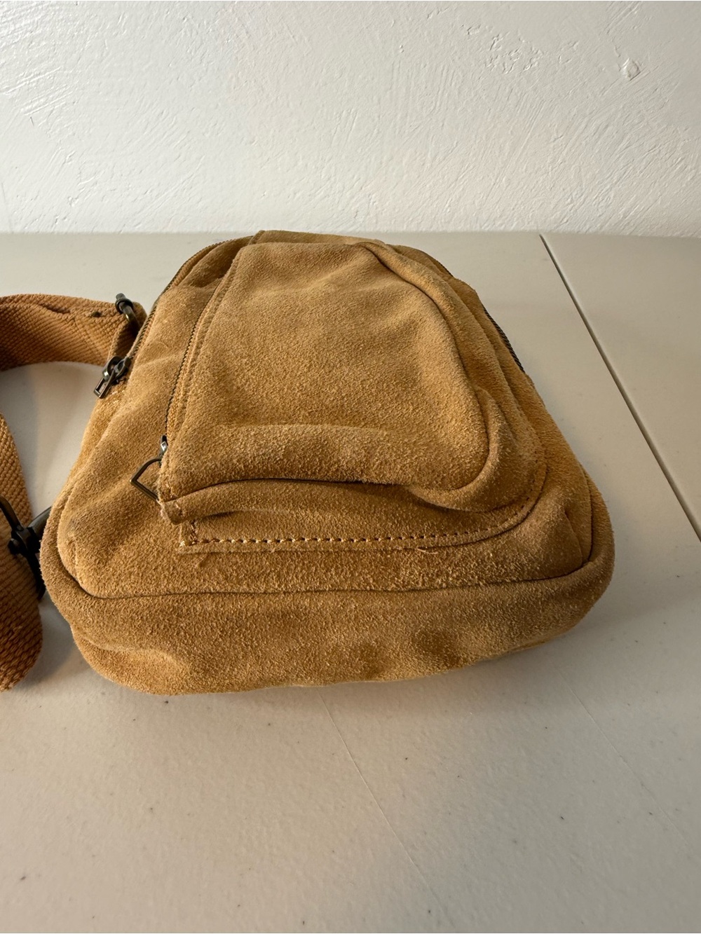 Free People Suede Sling Bag Crossbody Chest Pack Camel Tan Leather - Picture 5 of 14
